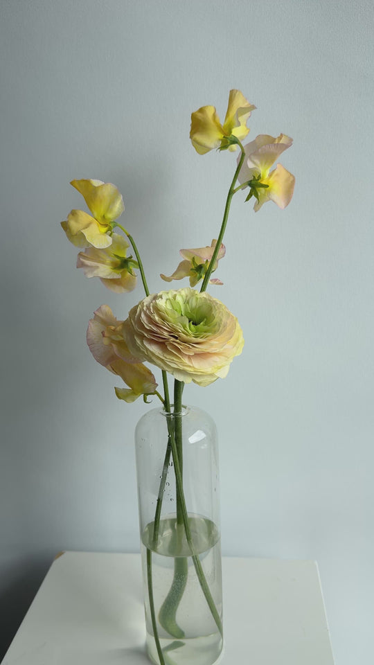 Bud Vase Arrangement